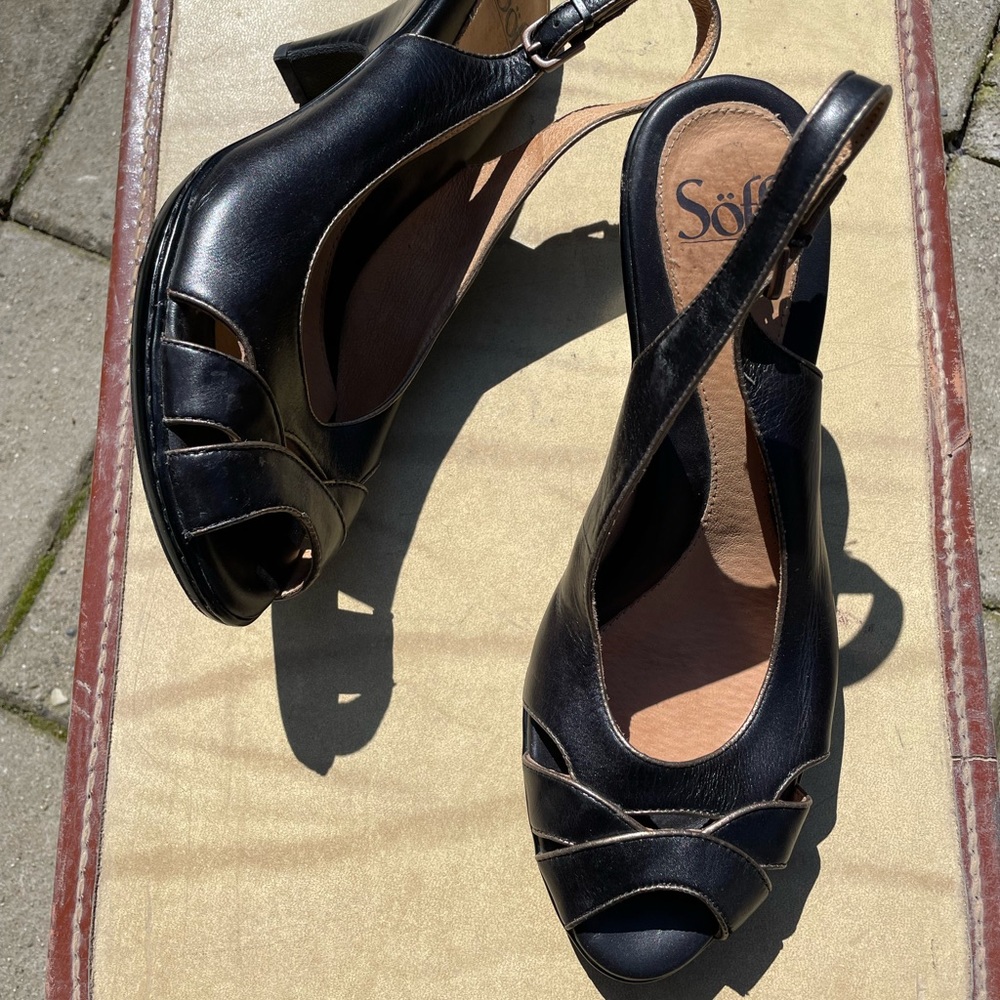 Sofft Black Leather Open Toe Slingbacks